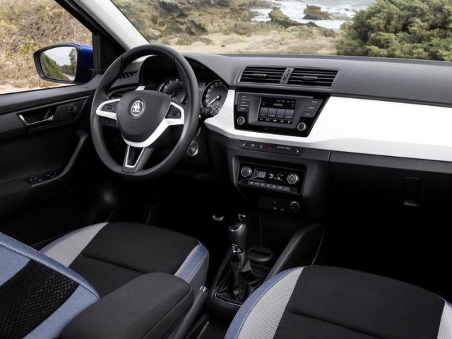 Skoda Fabia kabin görünümü