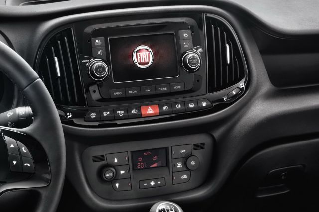 Fiat Doblo Cargo yük bölümü görünümü