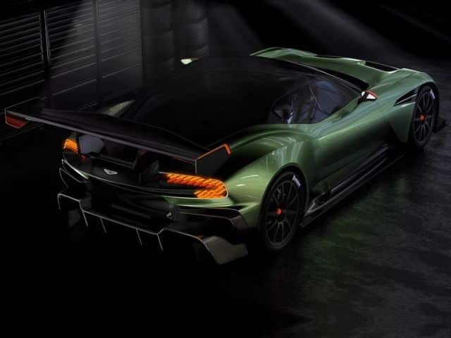 Aston Martin Vulcan pist otomobili