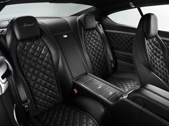 Bentley Continental GT Speed arka kabin görünümü