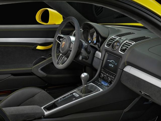 Porsche Cayman GT4 dış tasarım fotoğrafı