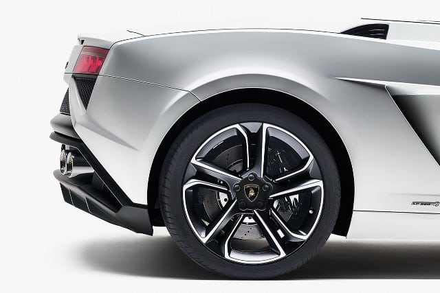 Gallardo LP 560-4 Spyder Apollo jant ayrıntısı