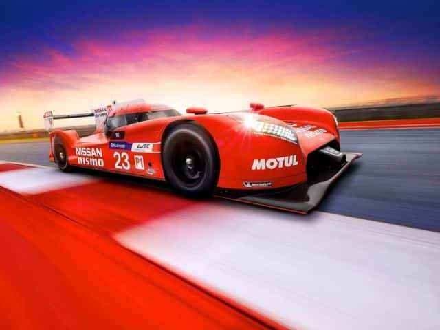 GT-R LM NISMO yarış aracı tanıtım görseli