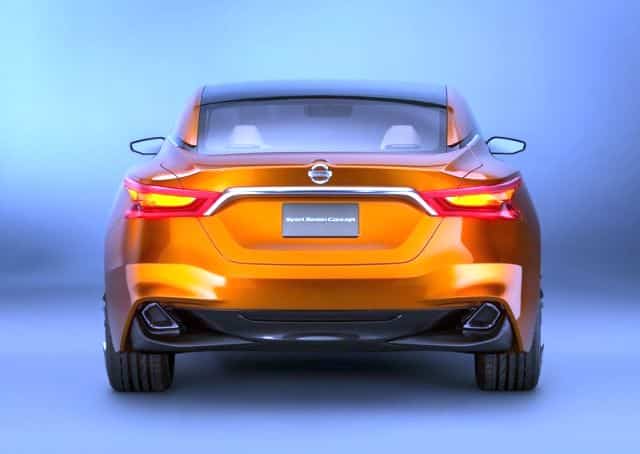 Nissan Sport Sedan konsepti arka cephe