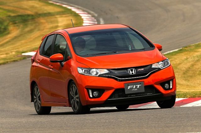 Honda Fit üçüncü nesil ön görünüm