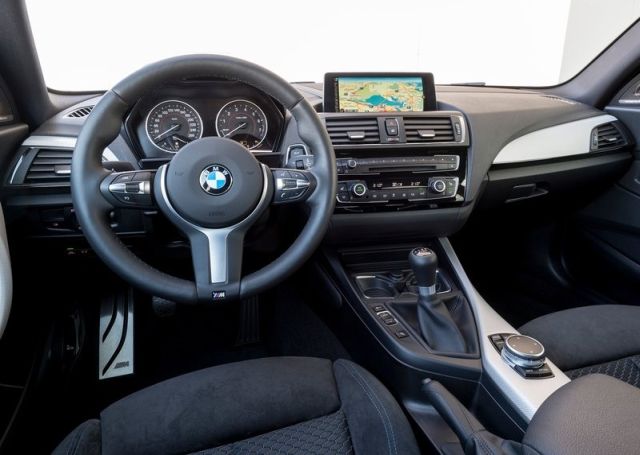 BMW M135i M Performance dış tasarımı