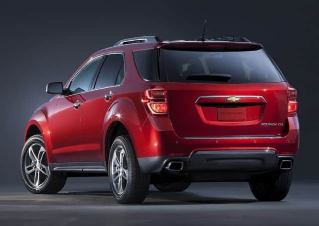 Chevrolet Equinox yan ve ön gövde görünümü