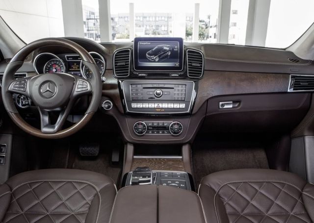 Mercedes-Benz GLE OopsCars arşiv fotoğrafı