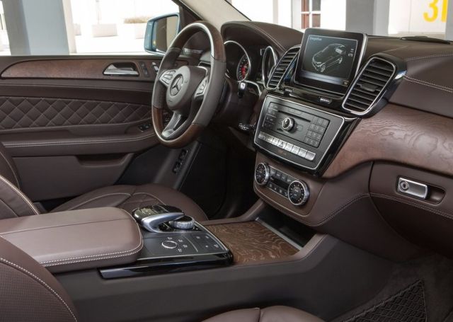 Mercedes-Benz GLE tasarım arşivi fotoğrafı