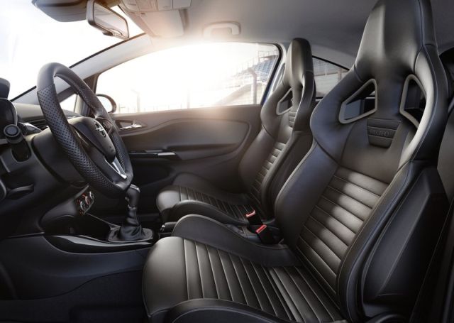 Opel Corsa OPC performans modeli arşiv fotoğrafı