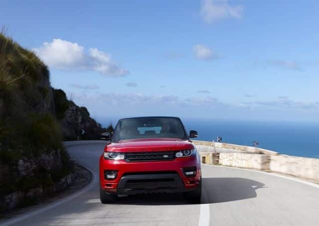 Range Rover Sport HST gövde ve jant görünümü