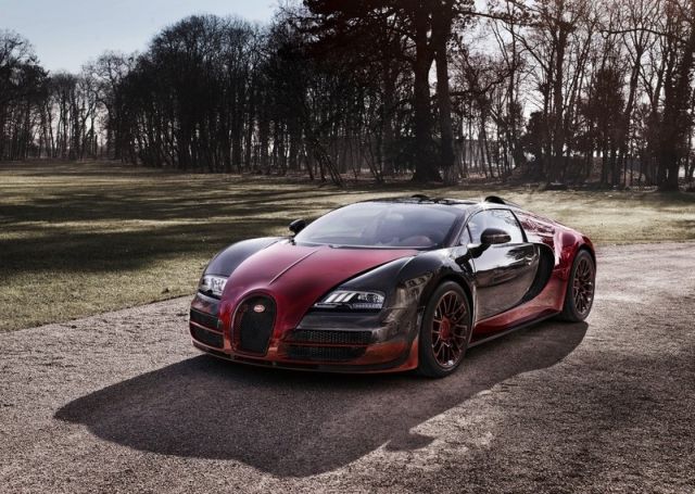 Bugatti Veyron Grand Sport Vitesse La Finale özel seri detayları