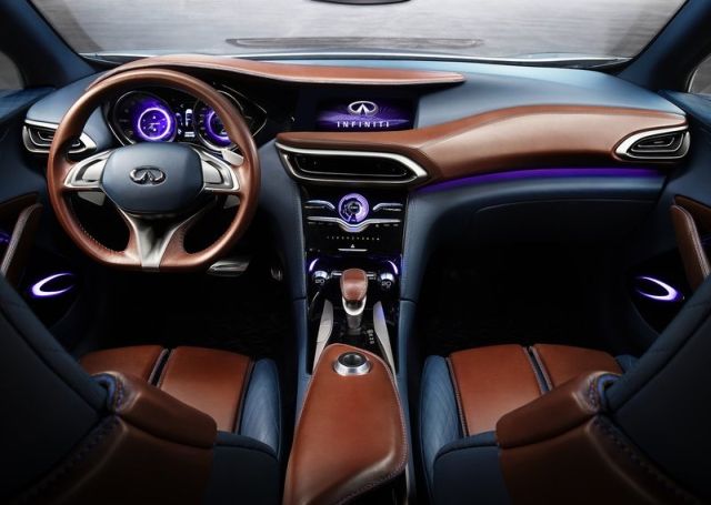 QX30 Concept Cenevre tanıtım otomobili
