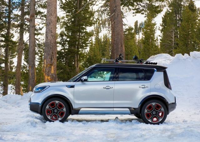 Kia Trailster Concept ön ve yan görünümü