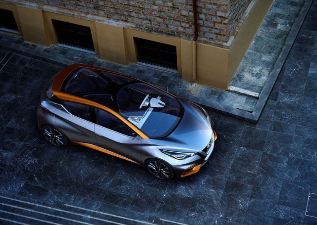 Nissan Sway orta konsol