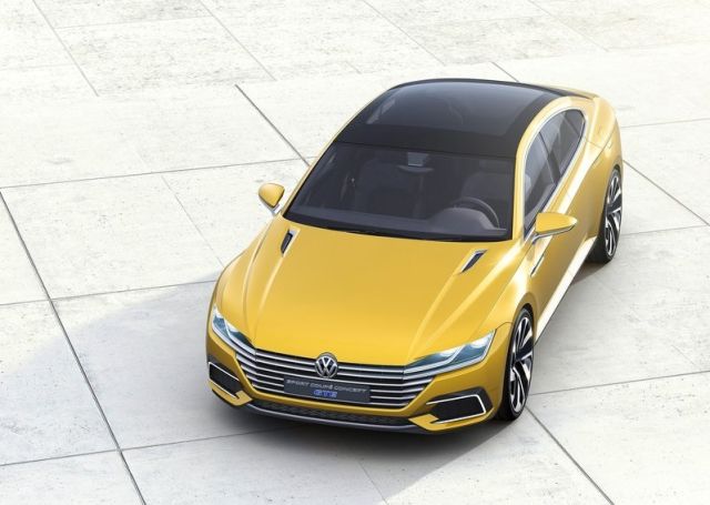 Volkswagen Sport Coupe Concept GTE önden üst açı görünümü
