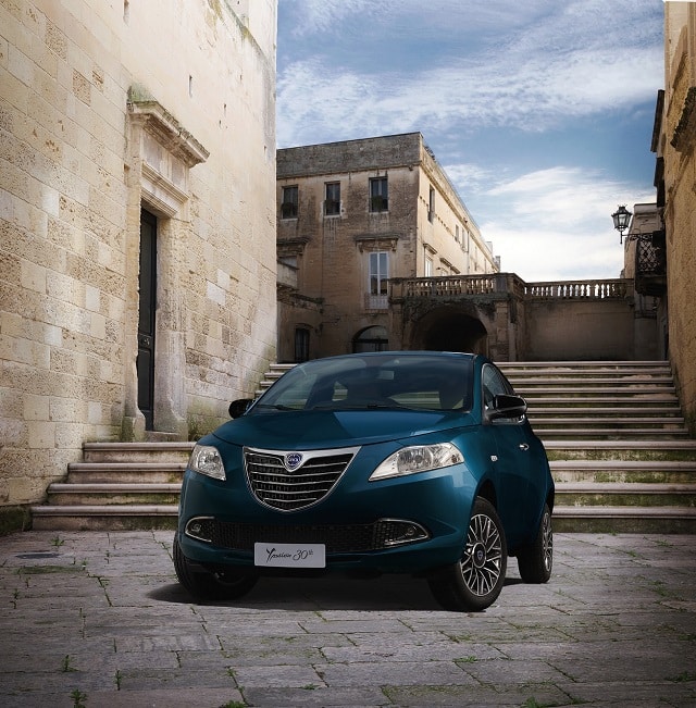 Lancia Ypsilon 30Th Anniversary otomobil arşiv görseli