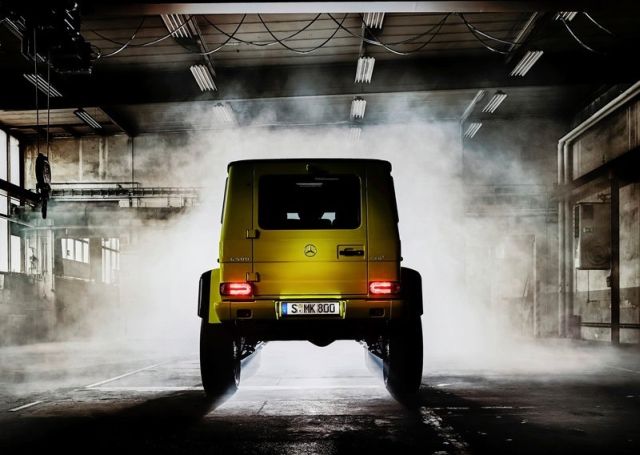 Mercedes-Benz G 500 4x4² arazi tipi gövde ayrıntıları