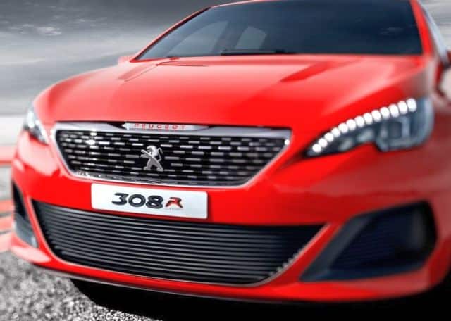 Peugeot 308 R Concept kırmızı ve siyah gövde tasarımı