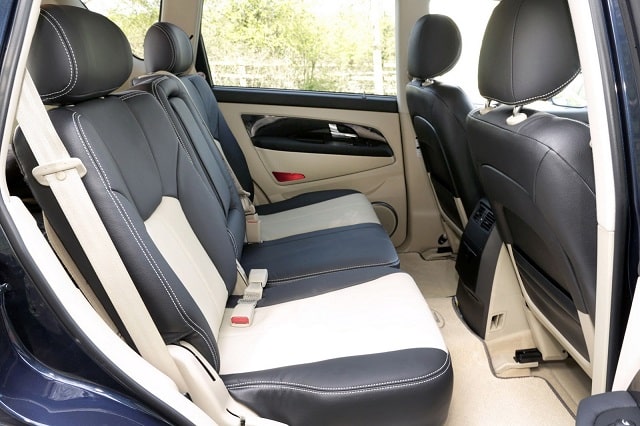 Rexton W gövde ve tasarım ayrıntısı