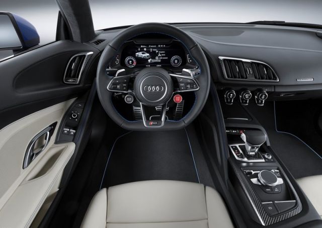 Audi R8 V10 arşiv otomobil görünümü