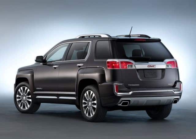 GMC Terrain yan ve ön gövde detayları