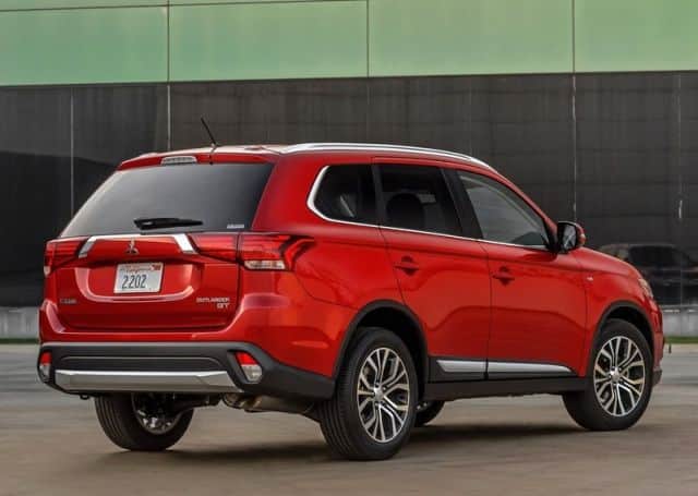 2016 Mitsubishi Outlander ön tasarımı