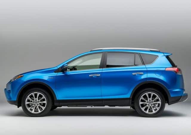 2016 Toyota RAV4 Hybrid ön tasarım görünümü