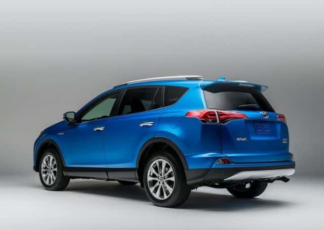 Toyota RAV4 Hybrid arka tasarım görünümü