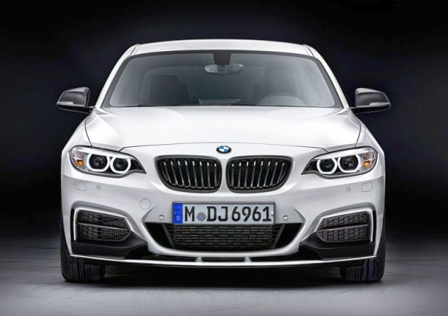 BMW 2 Serisi Coupe M Performance ön cephe detayları
