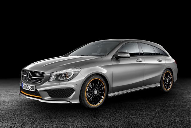 Mercedes-Benz Cla 45 AMG Shooting Brake otomobil arşiv görseli