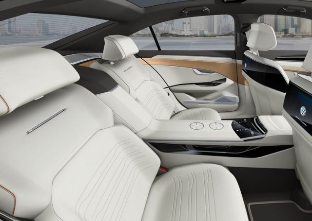 C Coupé GTE konsept otomobilinin ön görünümü