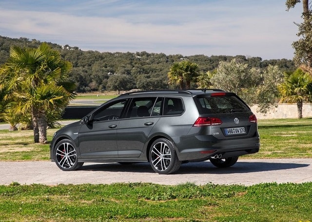 Golf GTD Variant arka üç çeyrek görünümü