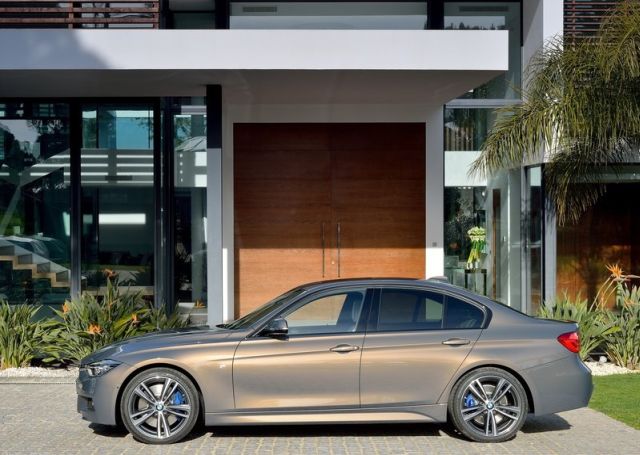 BMW 3 Series F30 LCI gri sedan tam yan görünüm