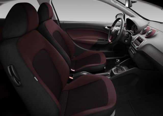 SEAT Ibiza iç mekân ve ön konsol detayları