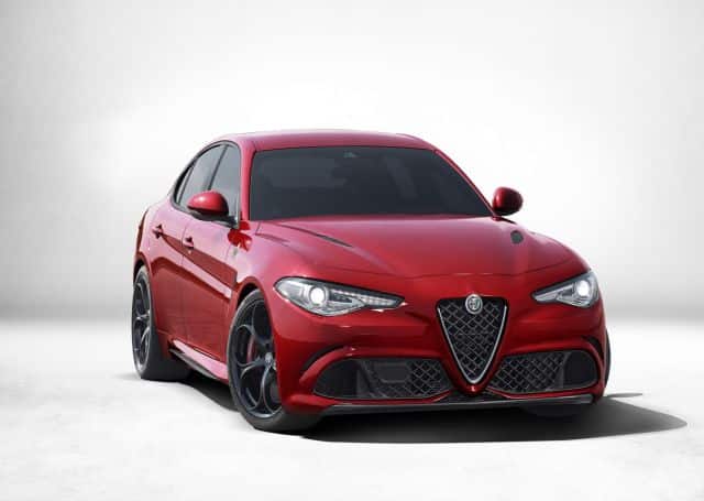 Giulia Quadrifoglio arka bölüm arşiv görseli