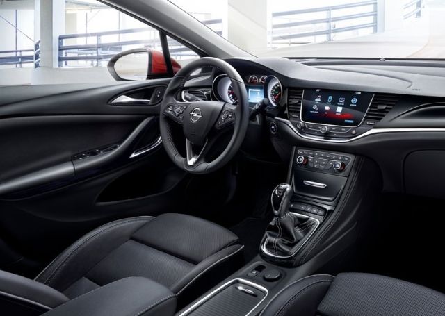 Yeni Opel Astra arşiv fotoğrafı