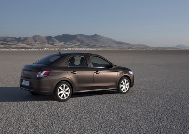 Peugeot 301 gövde tasarımı arşiv fotoğrafı