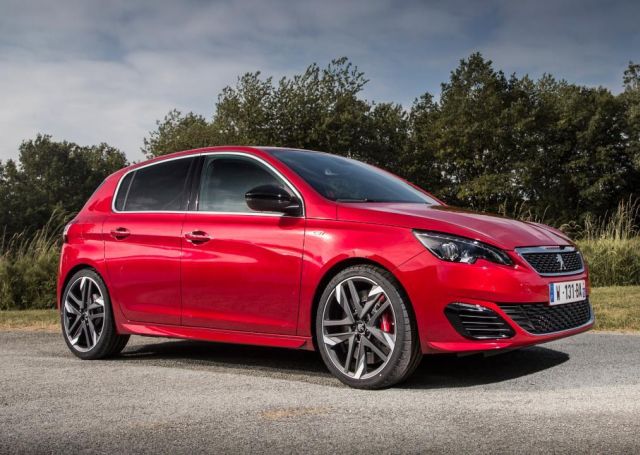 308 GTi yandan görünüm