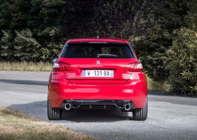 308 GTi Coupe Franche iki renkli gövde
