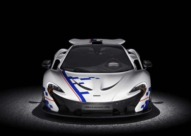 Alain Prost temalı McLaren P1 ön görünümü