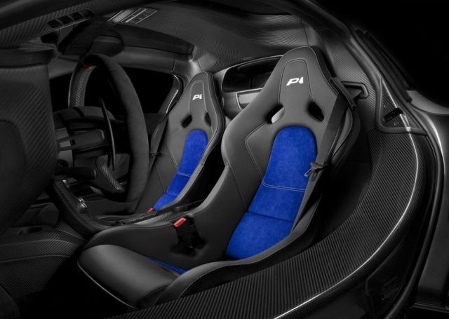 Prost temalı McLaren P1 mavi koltuk merkezleri