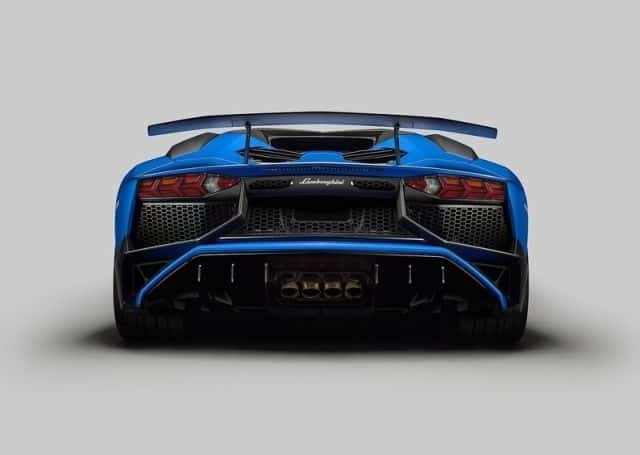 Aventador LP 750-4 Superveloce Roadster şasi ve dış görünüm