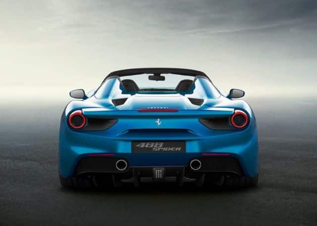 Ferrari 488 Spider arka tasarım ayrıntısı