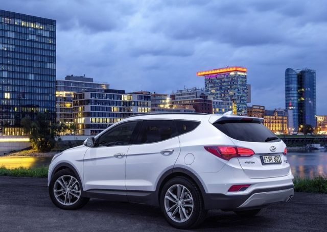 2016 Hyundai Santa Fe otomobil arşiv görseli