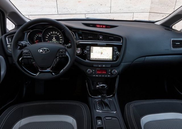 Kia Ceed dış tasarım arşiv görseli 8