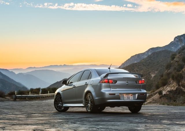2016 Mitsubishi Lancer GT dış tasarım görseli 2