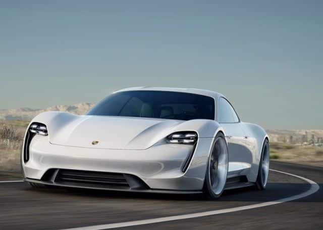 Porsche Mission E konsept otomobil