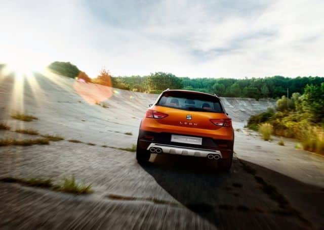 Leon Cross Sport yükseltilmiş crossover gövdesi