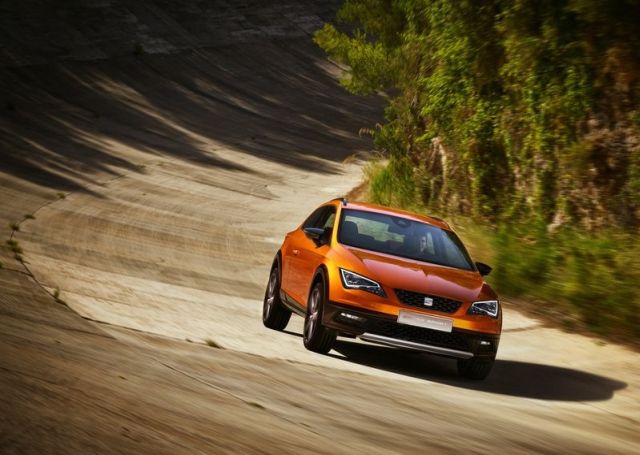 Leon Cross Sport konsept otomobil gövde detayları